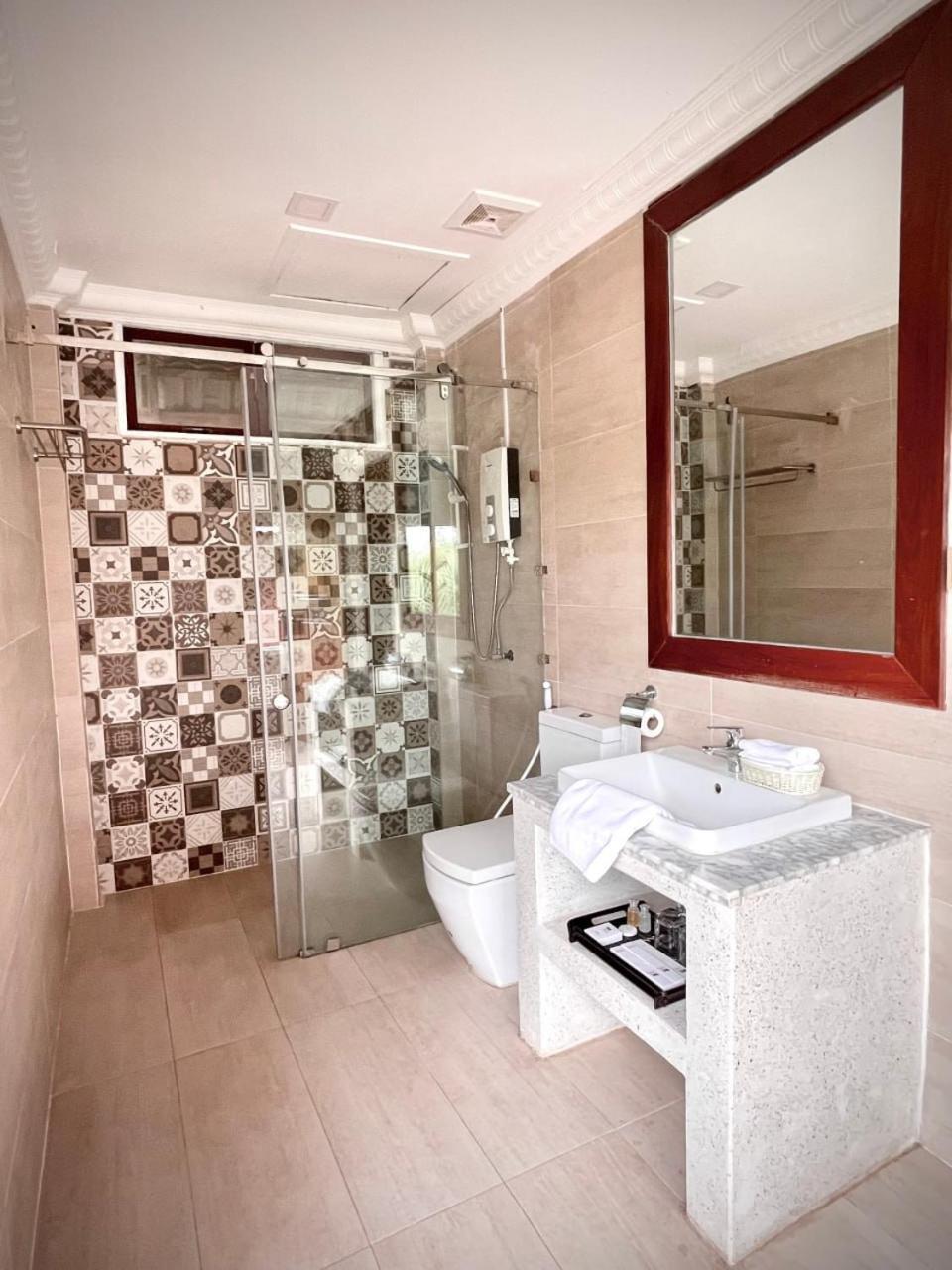 Lodge Moni Essara Кампот Екстериор снимка